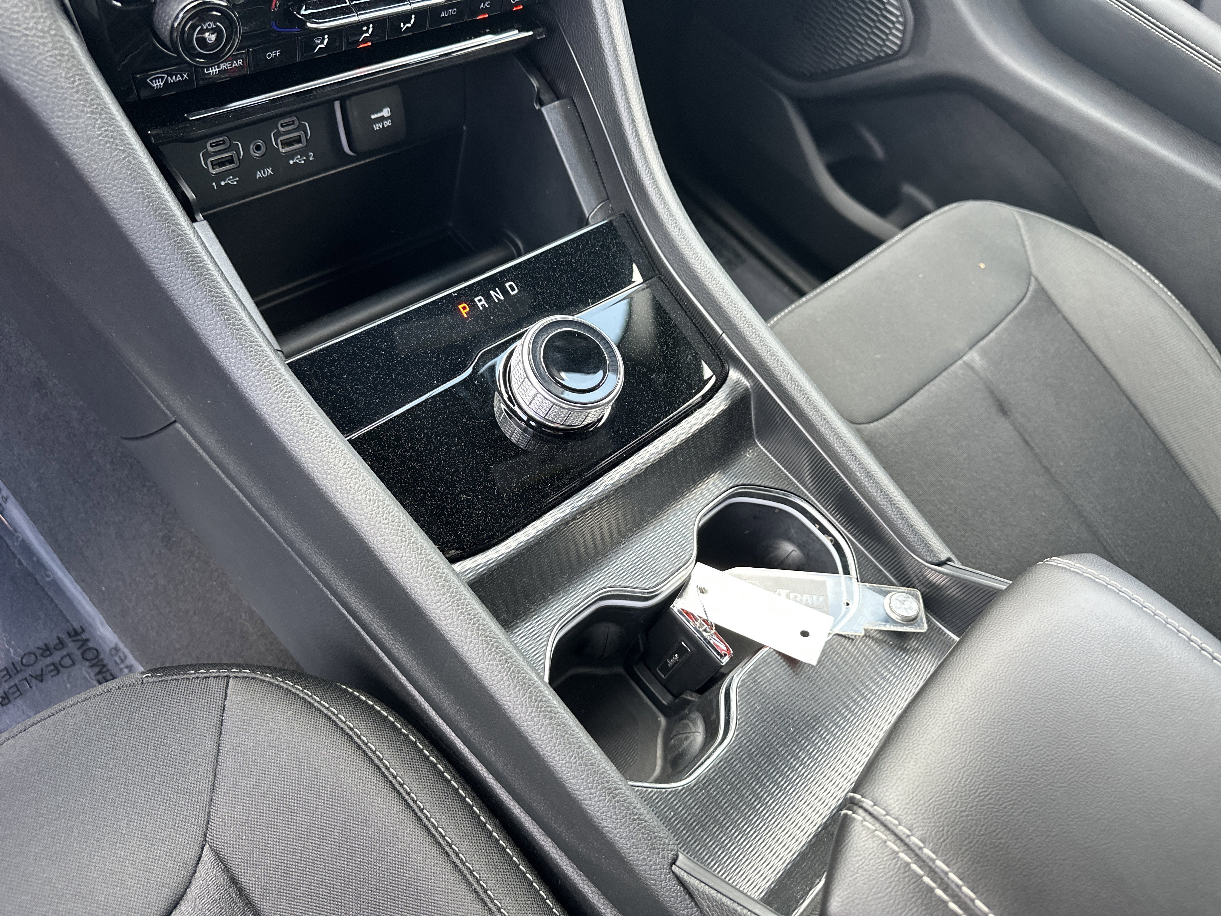 Used 2025 Jeep Grand Cherokee L Laredo image 36