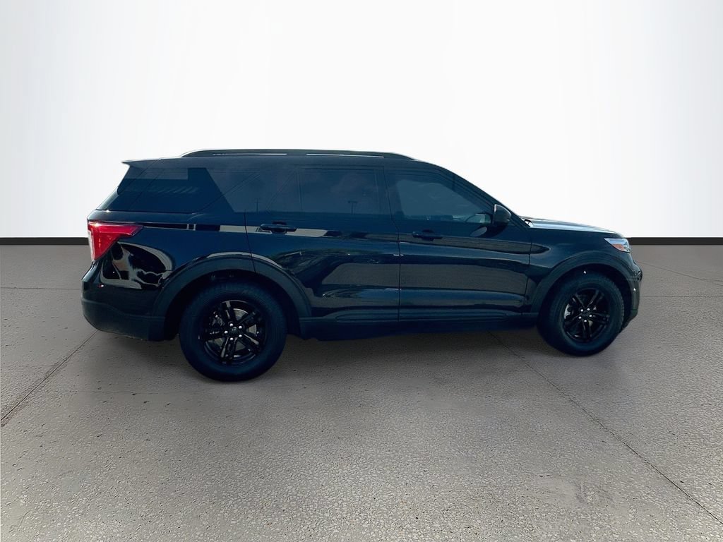 Used 2021 Ford Explorer XLT w/ Equipment Group 202A RWD image 8