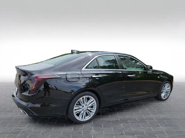 Used 2021 Cadillac CT4 Premium Luxury RWD image 5
