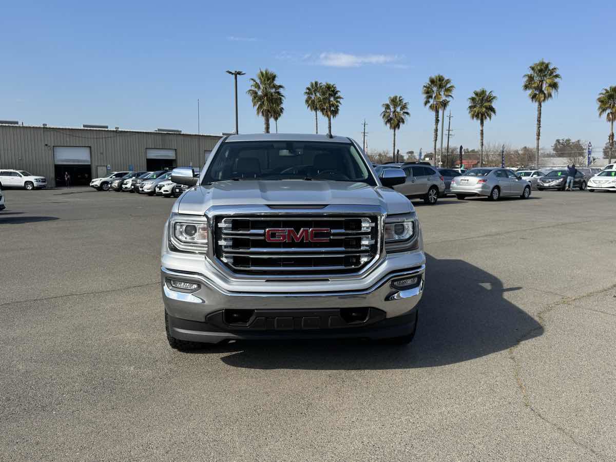 Used 2018 GMC Sierra 1500 SLT w/ SLT Premium Package image 4