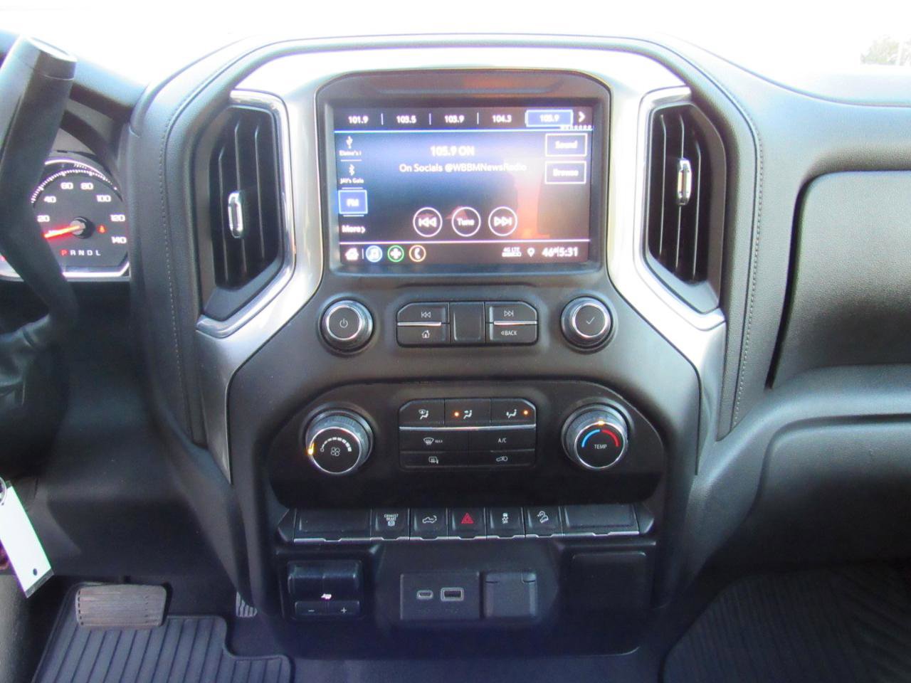 Used 2021 Chevrolet Silverado 2500 LT w/ Z71 Off-Road Package image 25