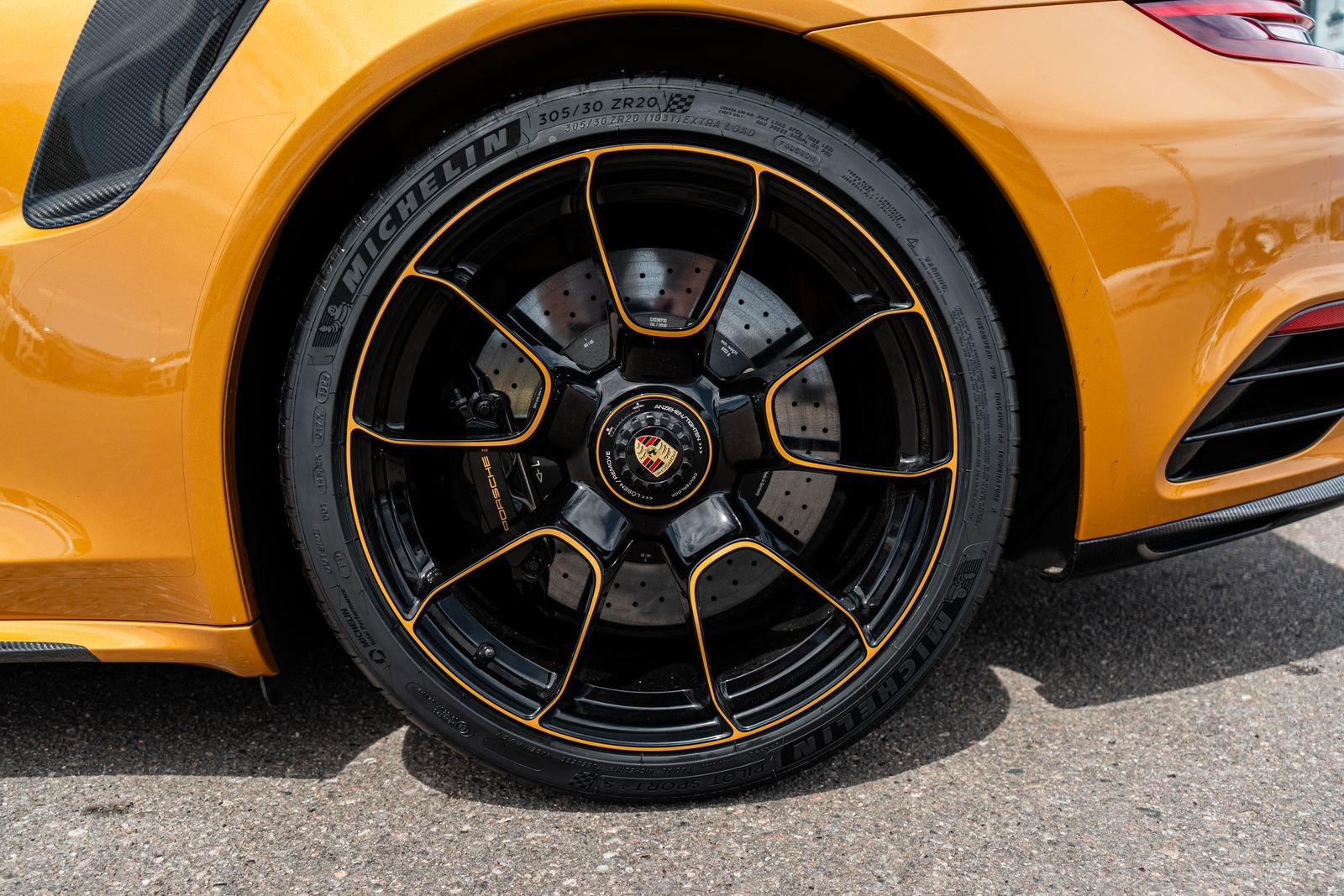 Used 2018 Porsche 911 Turbo S AWD/4WD image 7