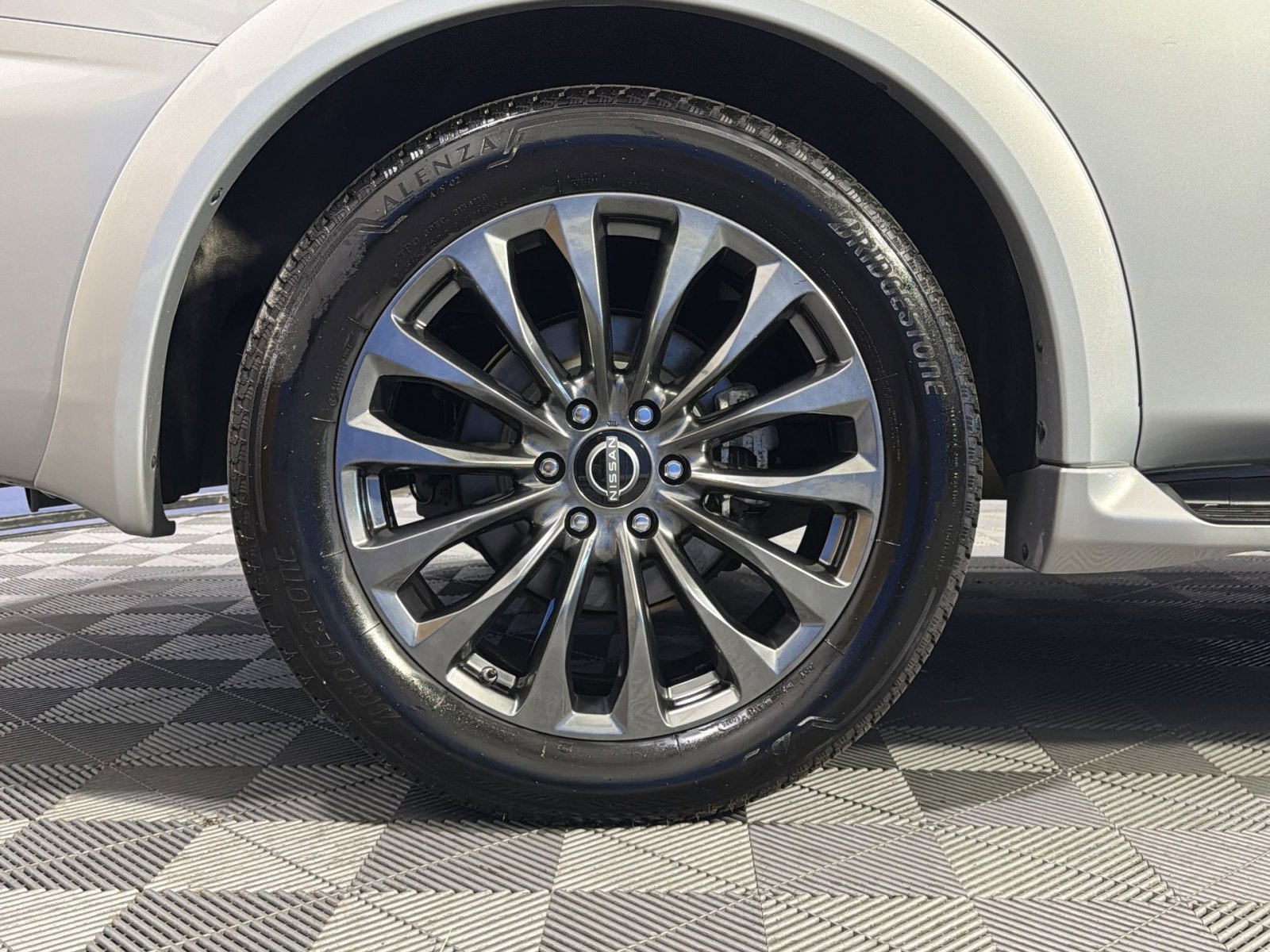 Used 2023 Nissan Armada Platinum w/ Captain's Chairs Package AWD/4WD image 25