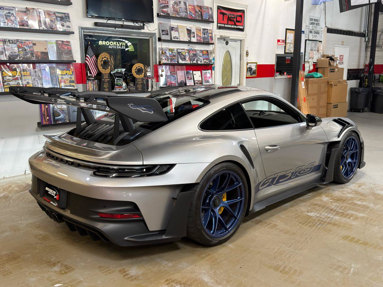Used 2024 Porsche 911 GT3 RS RWD image 6