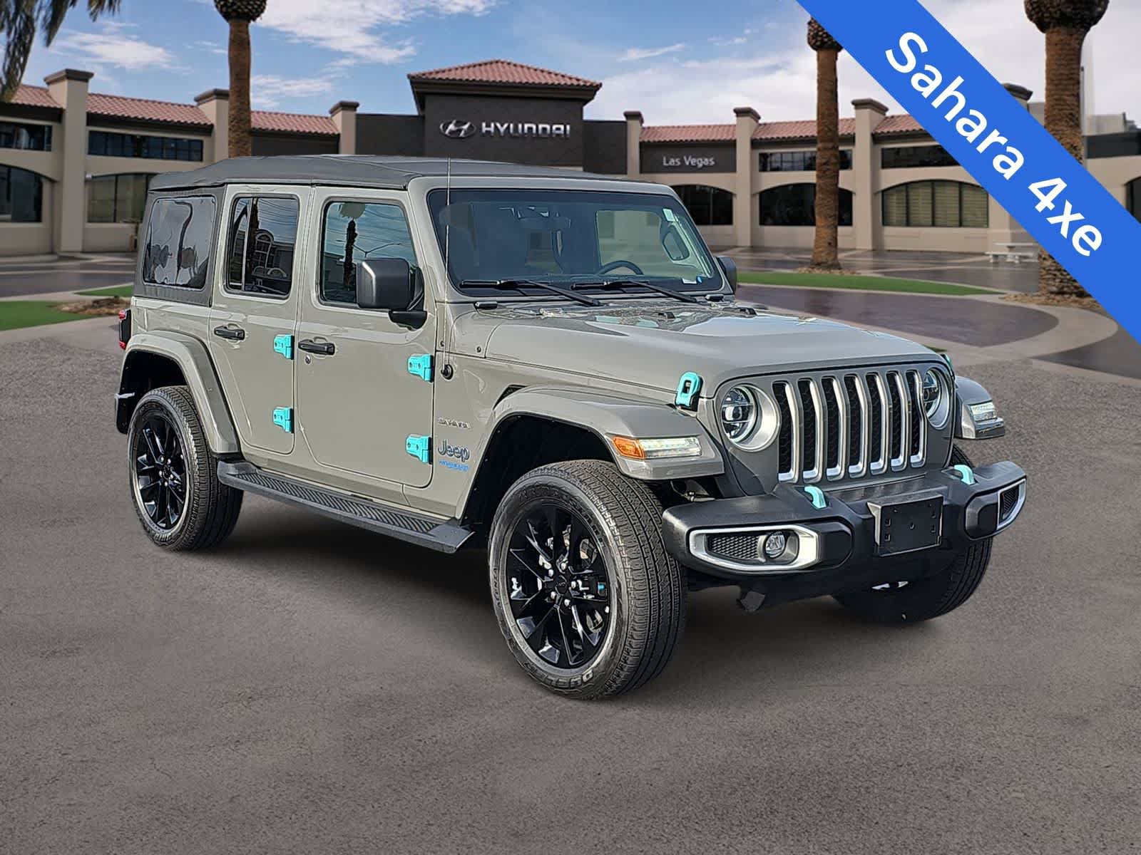 Used 2021 Jeep Wrangler Unlimited Sahara AWD/4WD image 2