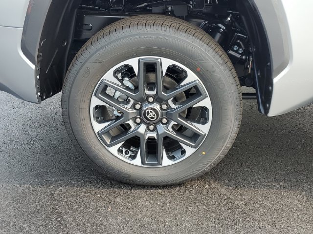 New 2026 Toyota Tundra Limited AWD/4WD image 5