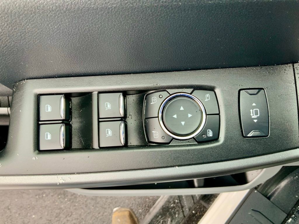Used 2025 Ford F350 XLT image 14