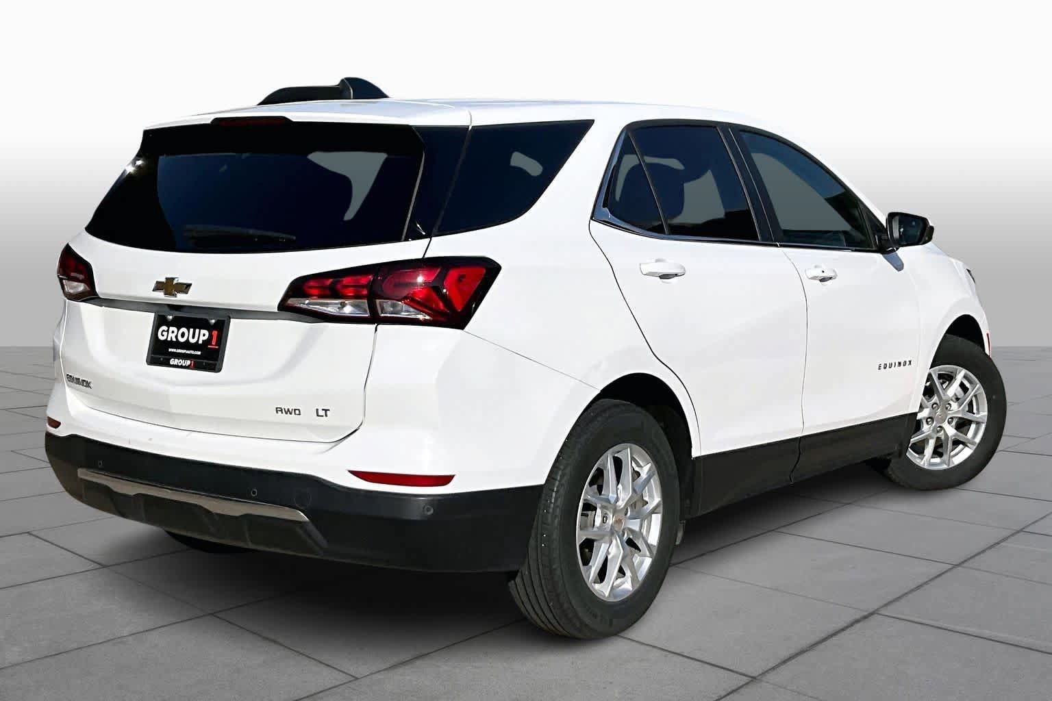 Used 2024 Chevrolet Equinox LT FWD image 13