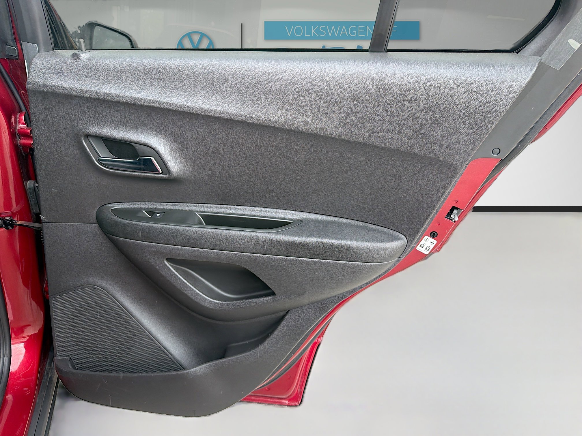 Used 2019 Chevrolet Trax LT w/ LT Convenience Package FWD image 30