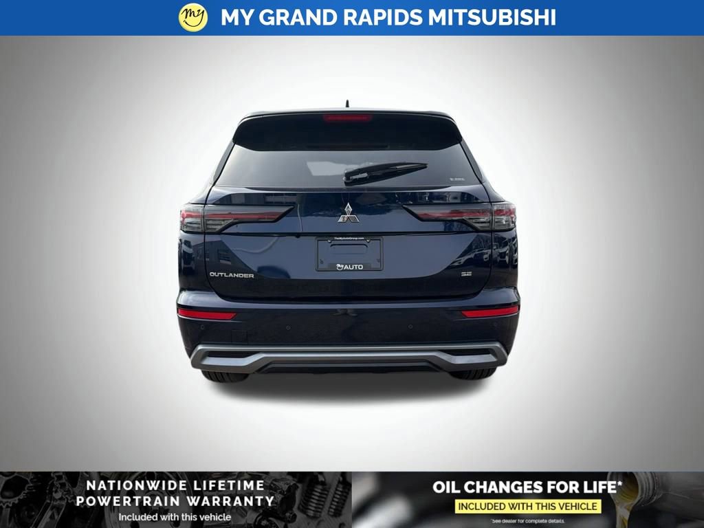 New 2026 Mitsubishi Outlander SE AWD/4WD image 6