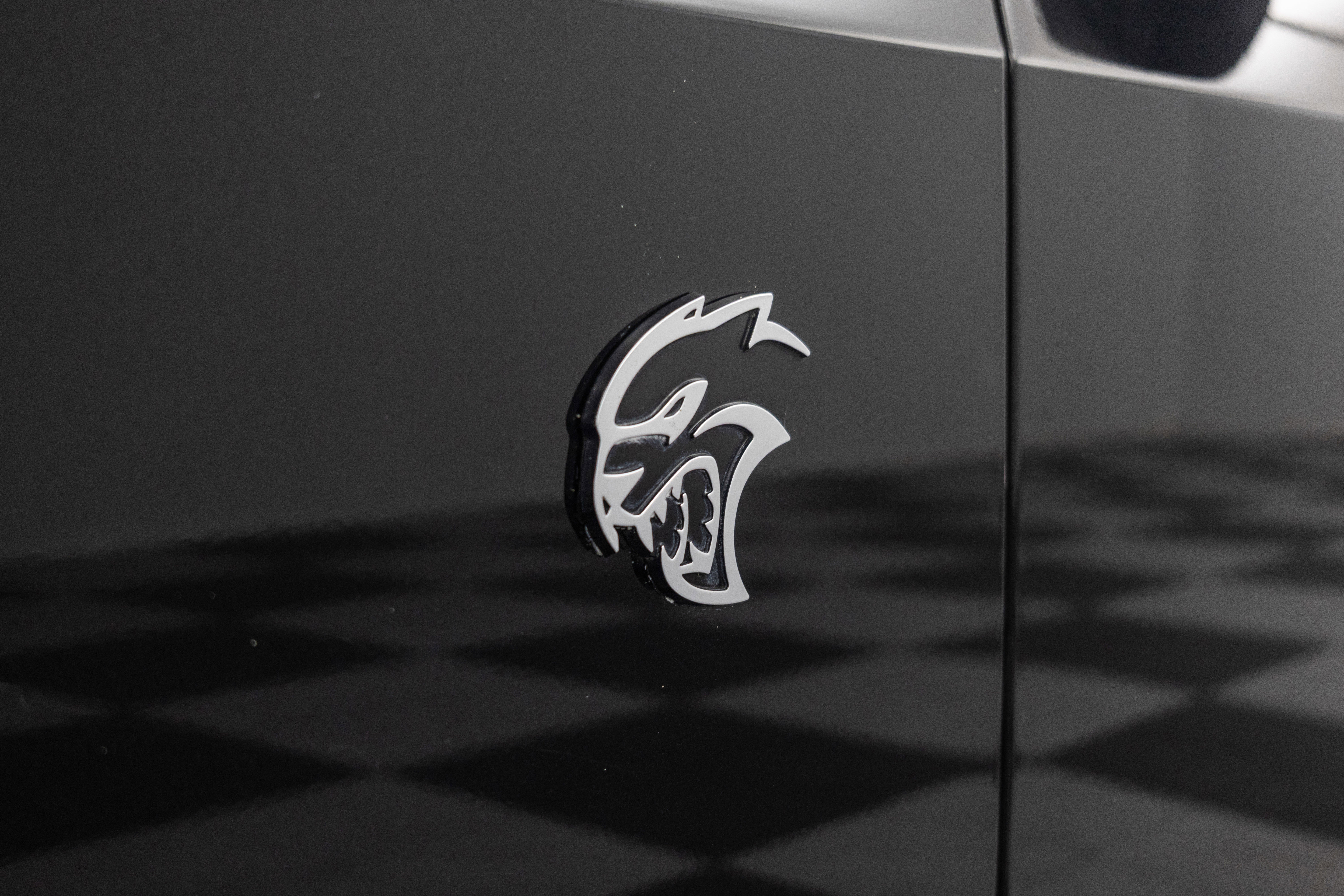 Used 2015 Dodge Challenger SRT Hellcat image 21