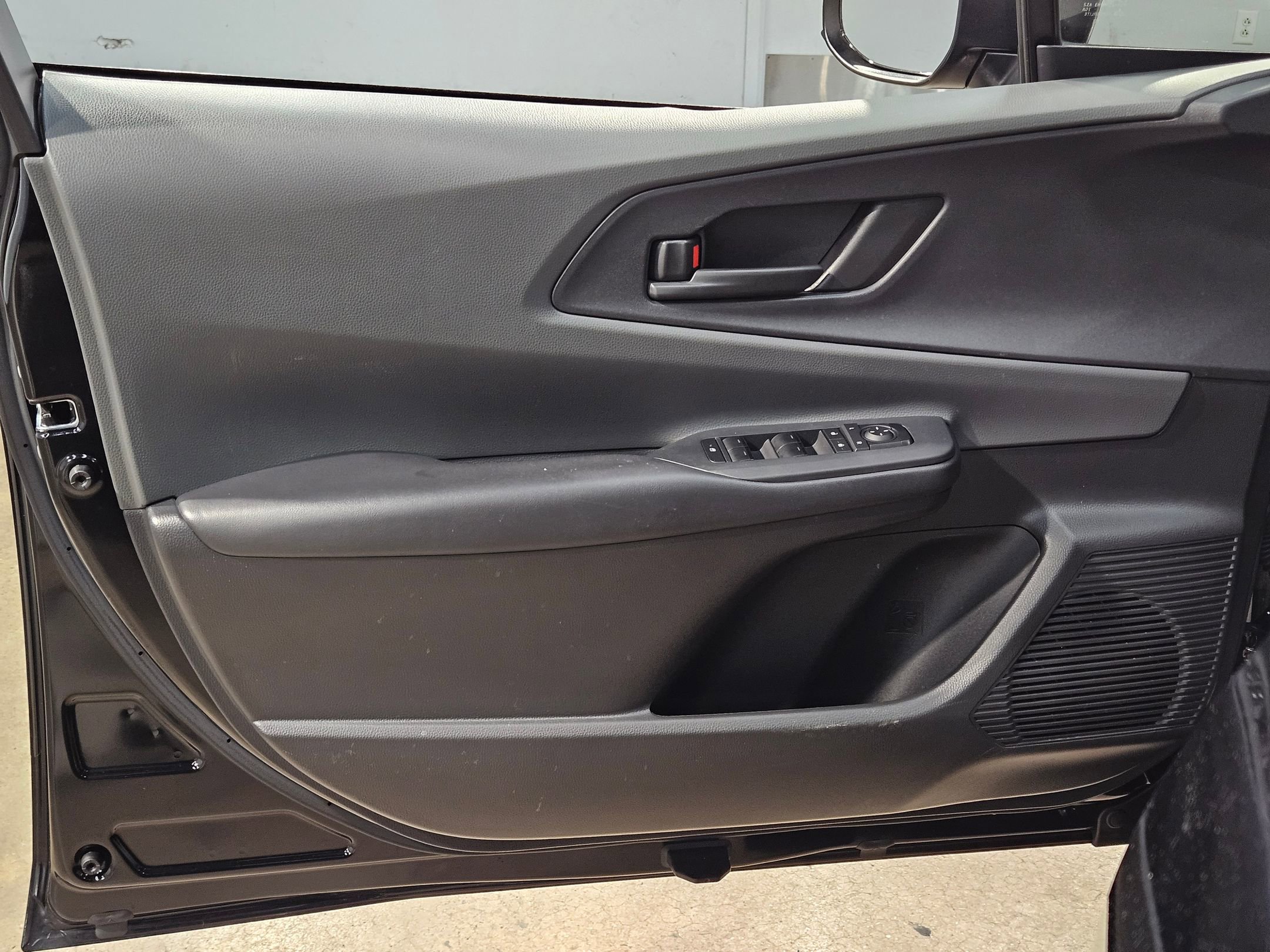 Used 2023 Toyota Prius LE image 20