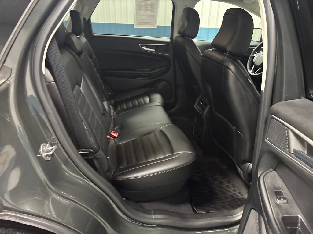 Used 2022 Ford Edge SEL w/ Convenience Package image 34
