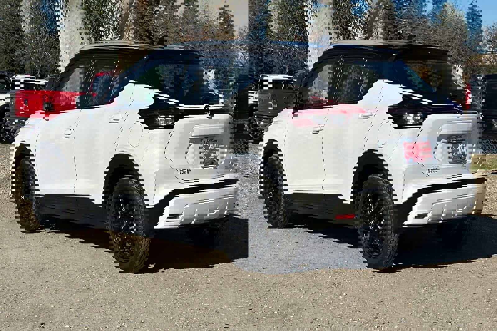 Used 2024 Nissan Kicks SV image 7