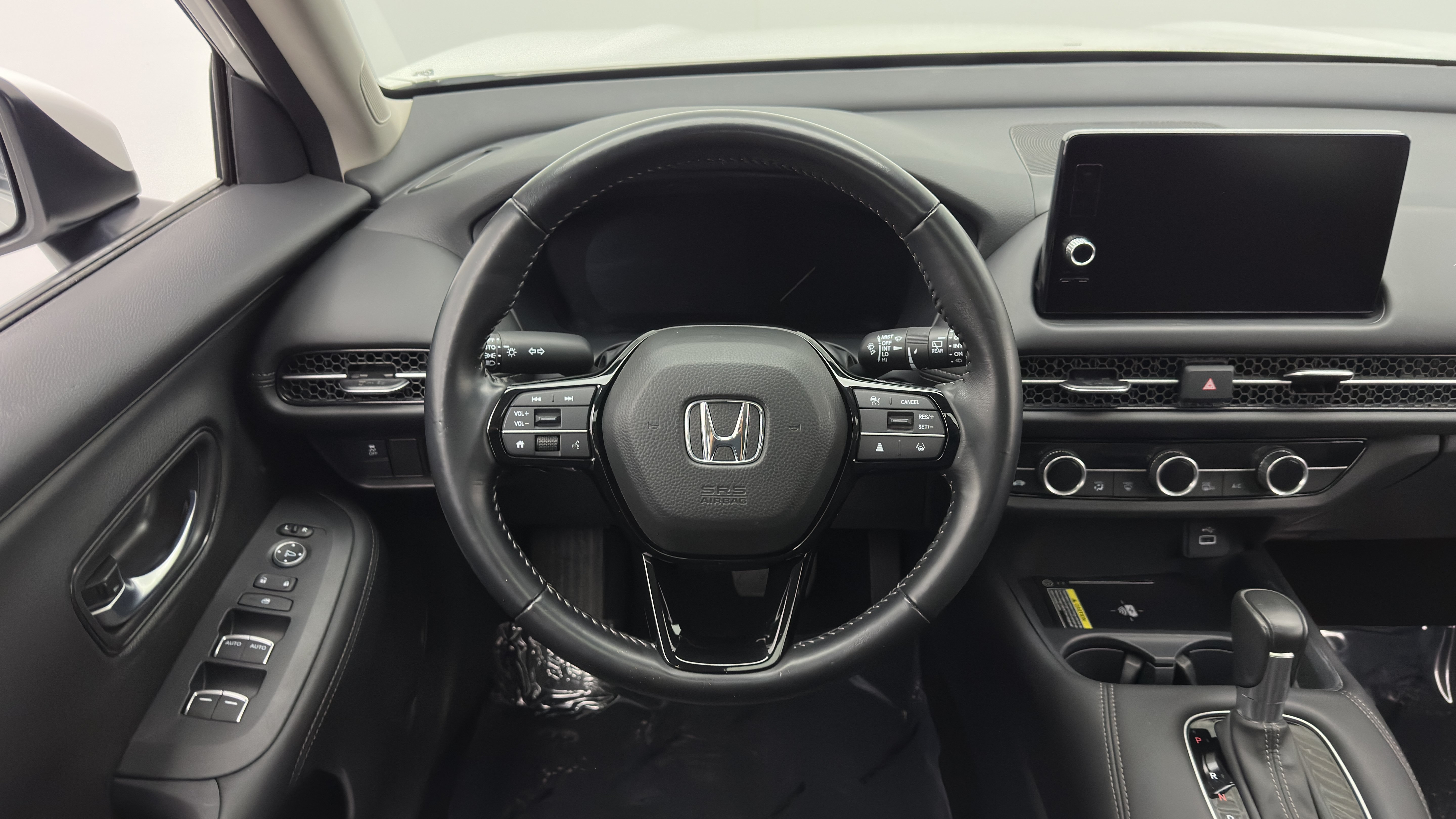 Used 2025 Honda HR-V EX-L image 28
