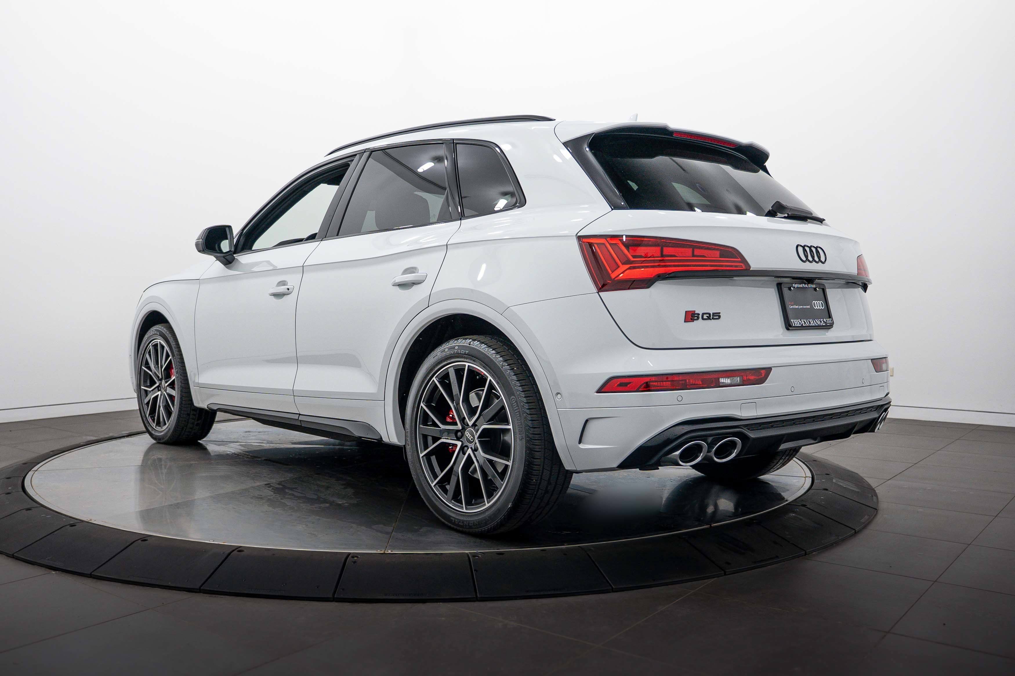 Certified 2023 Audi SQ5 Prestige AWD/4WD image 5