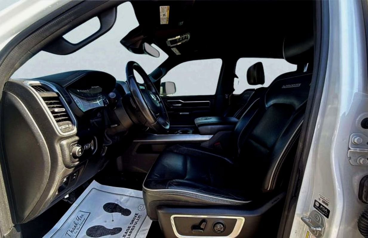 Used 2021 RAM 1500 Laramie w/ Sport Appearance Package image 13
