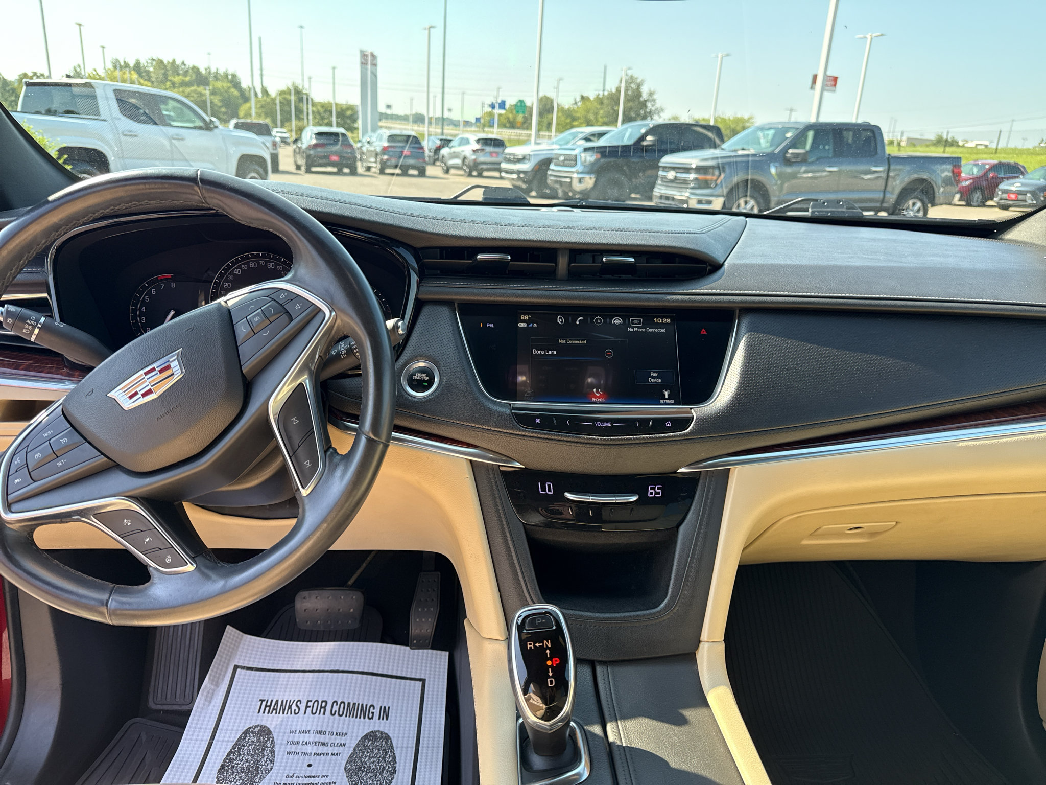 Used 2018 Cadillac XT5 Premium Luxury FWD image 13