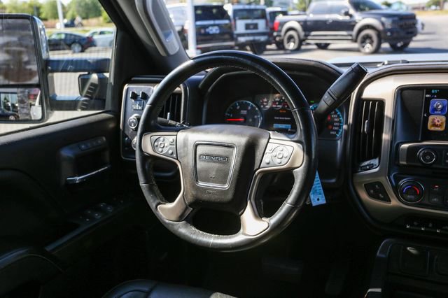Used 2019 GMC Sierra 2500 Denali w/ Duramax Plus Package AWD/4WD image 4