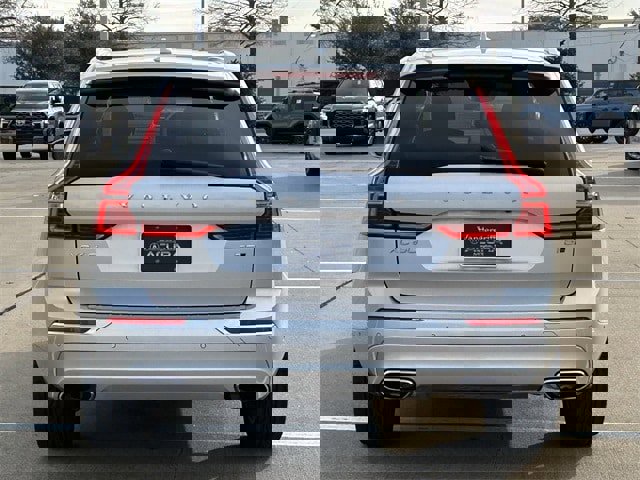 Used 2021 Volvo XC60 T5 Inscription w/ Advanced Package image 5