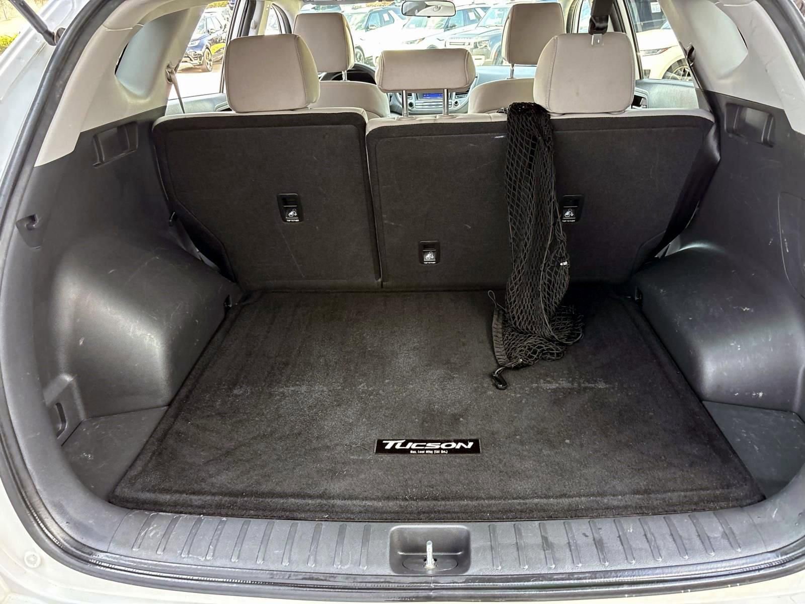 Used 2016 Hyundai Tucson SE w/ Option Group 02 image 9