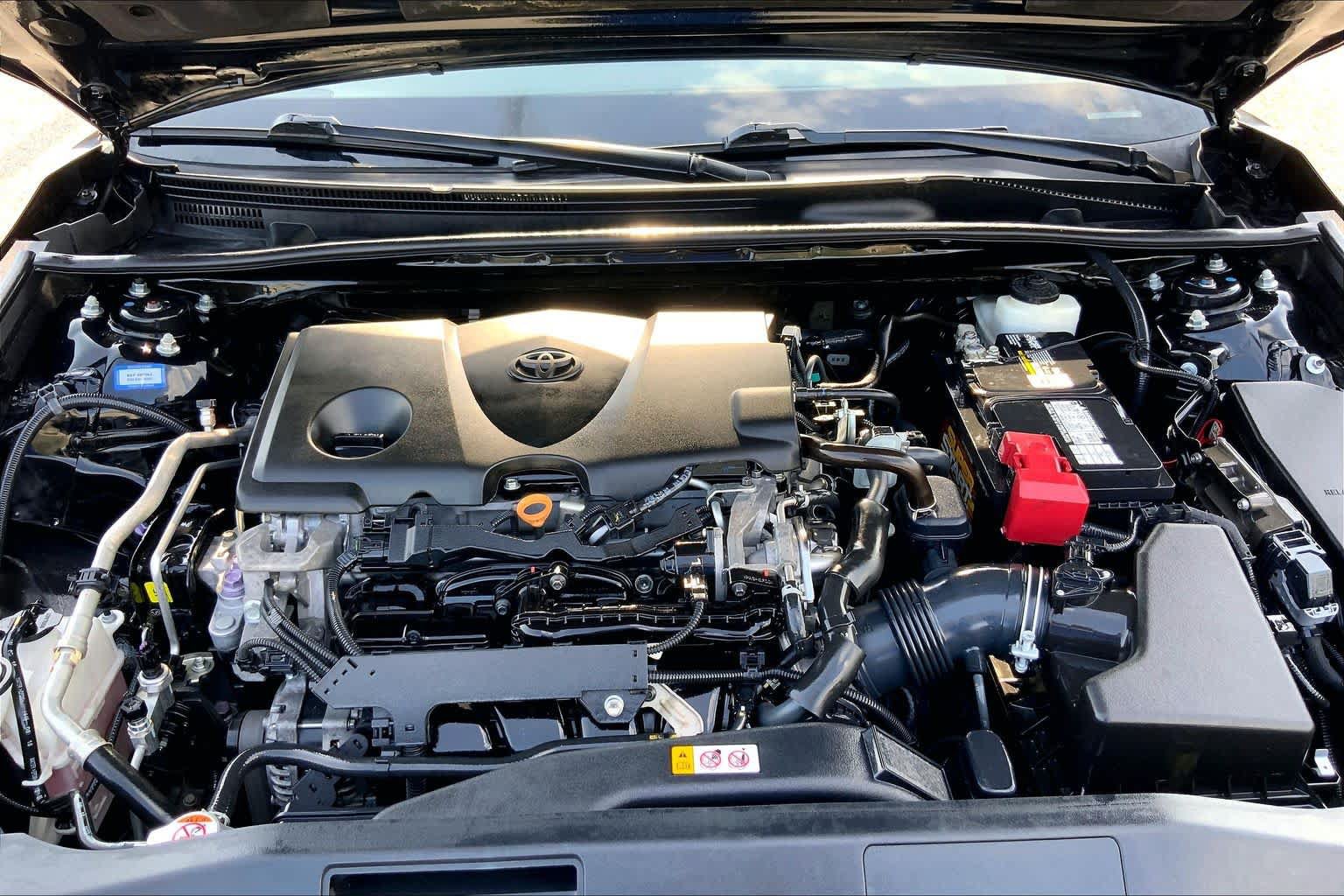 Used 2019 Toyota Camry XSE FWD image 31