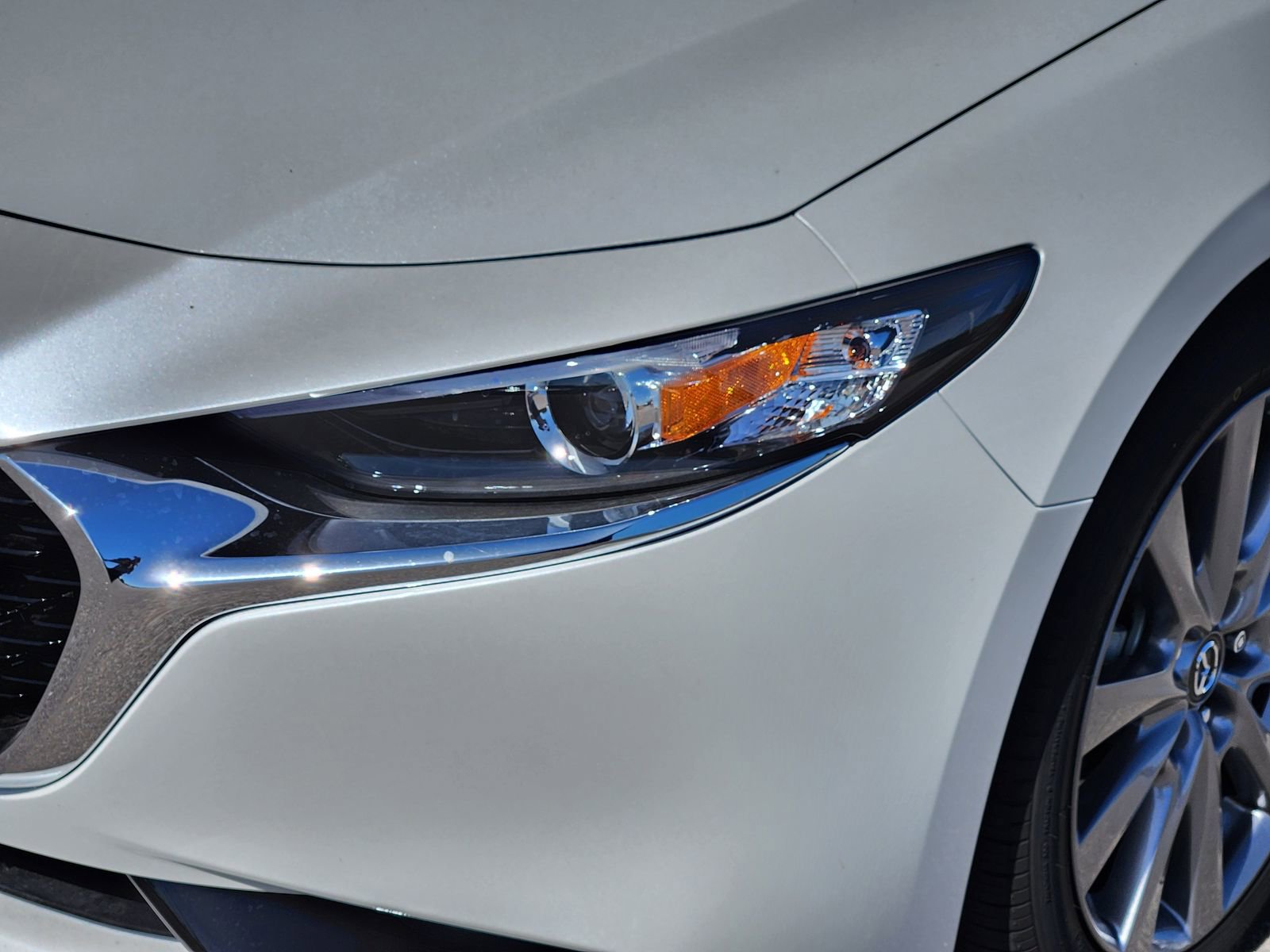 New 2025 MAZDA MAZDA3 s image 9