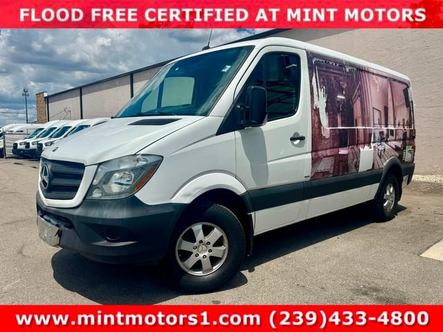 Used 2015 Mercedes-Benz Sprinter 2500 image 2