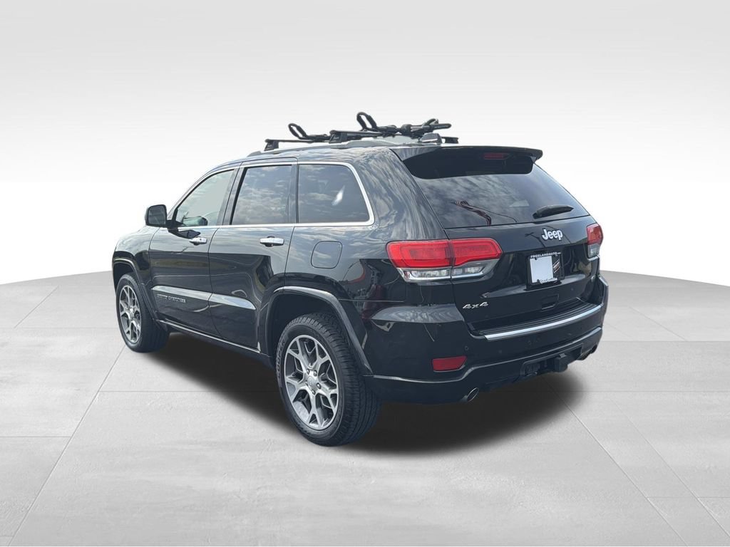 Used 2020 Jeep Grand Cherokee Overland AWD/4WD image 5