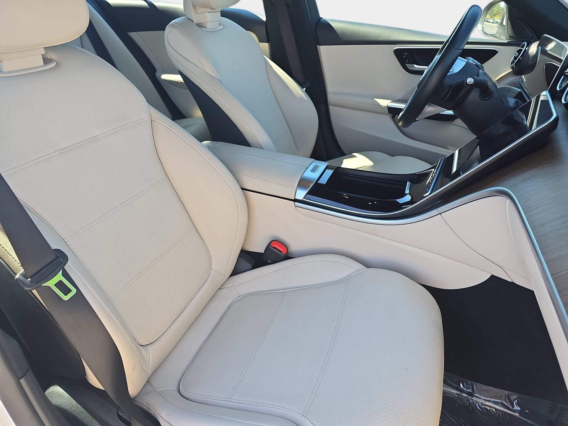 Used 2024 Mercedes-Benz C 300 4MATIC Sedan image 10