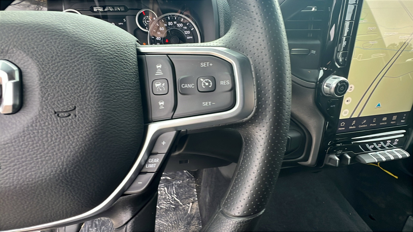 New 2026 RAM 2500 Tradesman image 24