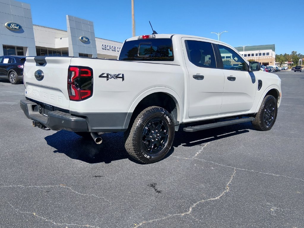 Certified 2026 Ford Ranger XLT w/ Black Appearance Package AWD/4WD image 4