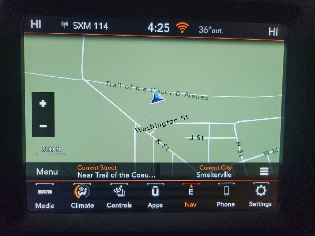 Used 2023 Jeep Cherokee Altitude Lux image 25