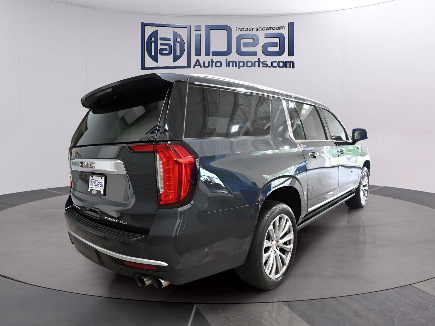 Used 2022 GMC Yukon XL Denali AWD/4WD image 6