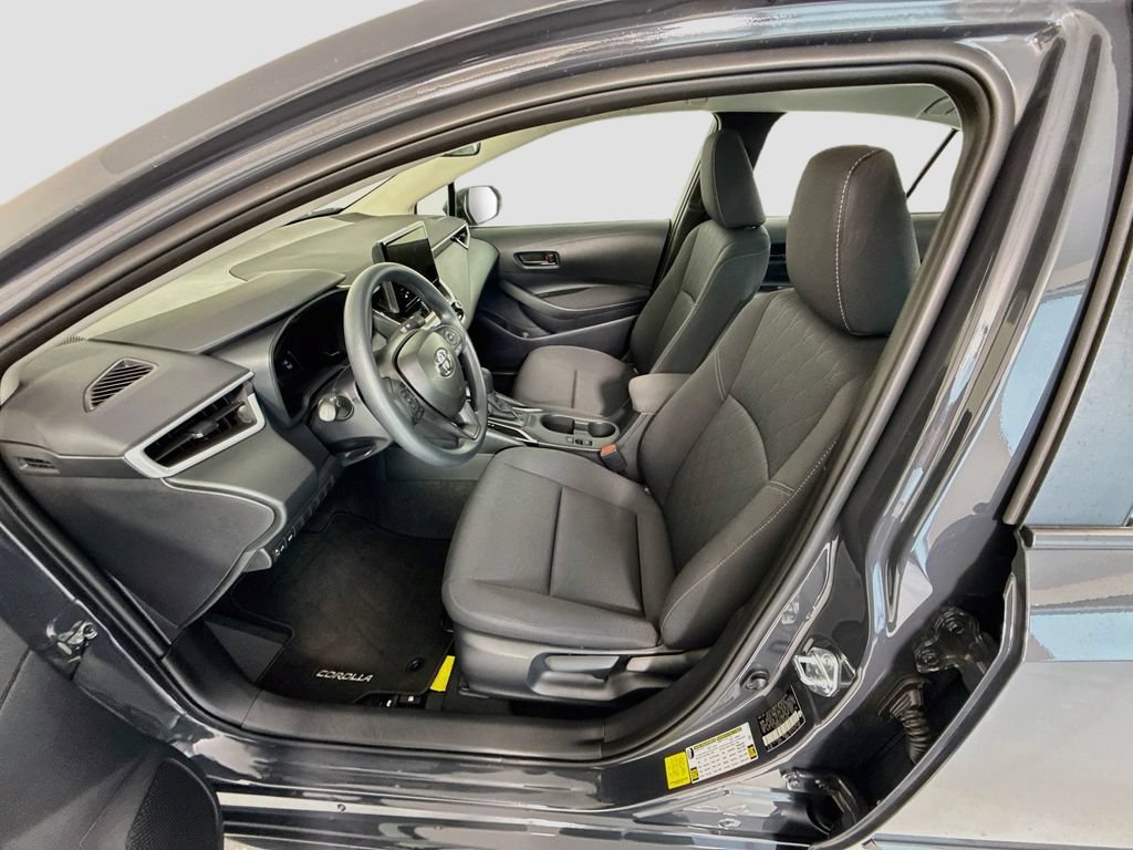 Used 2026 Toyota Corolla LE w/ Carpet Mat Package (TMS) FWD image 19