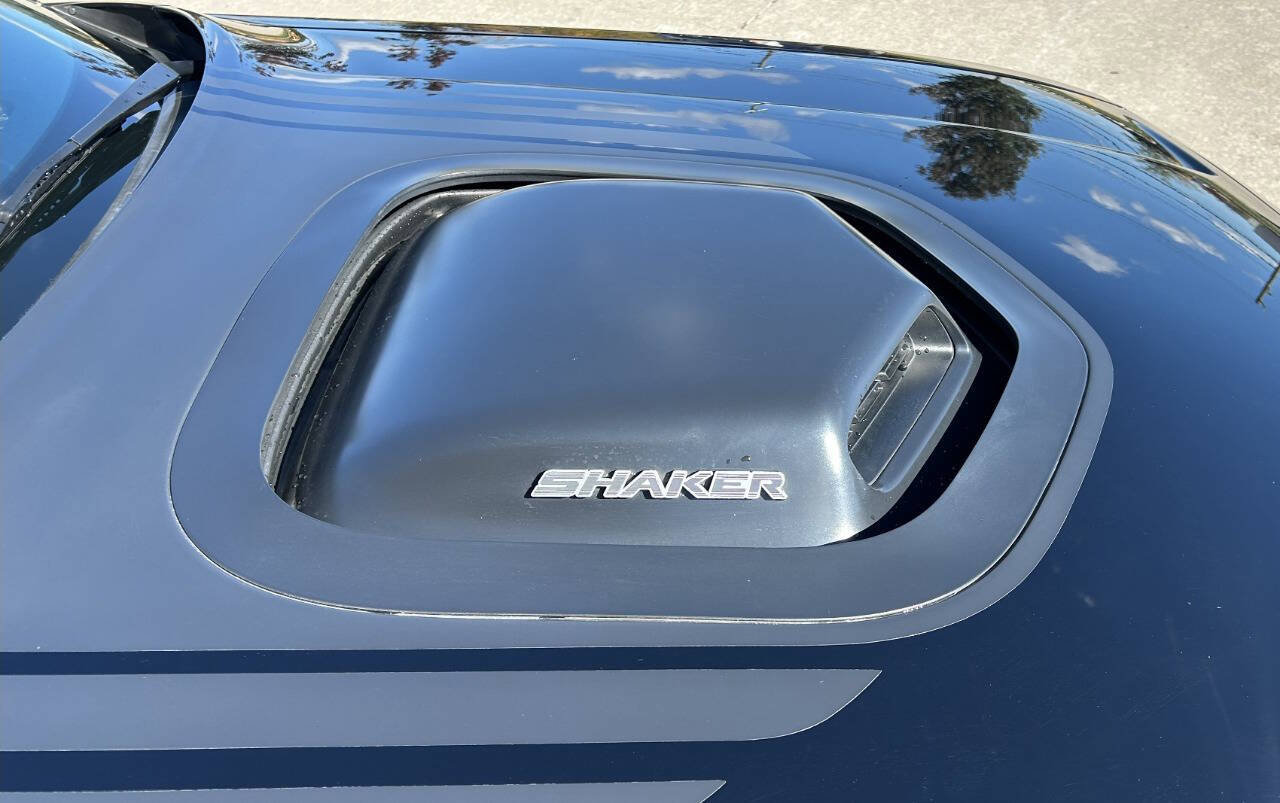 Used 2016 Dodge Challenger R/T image 38