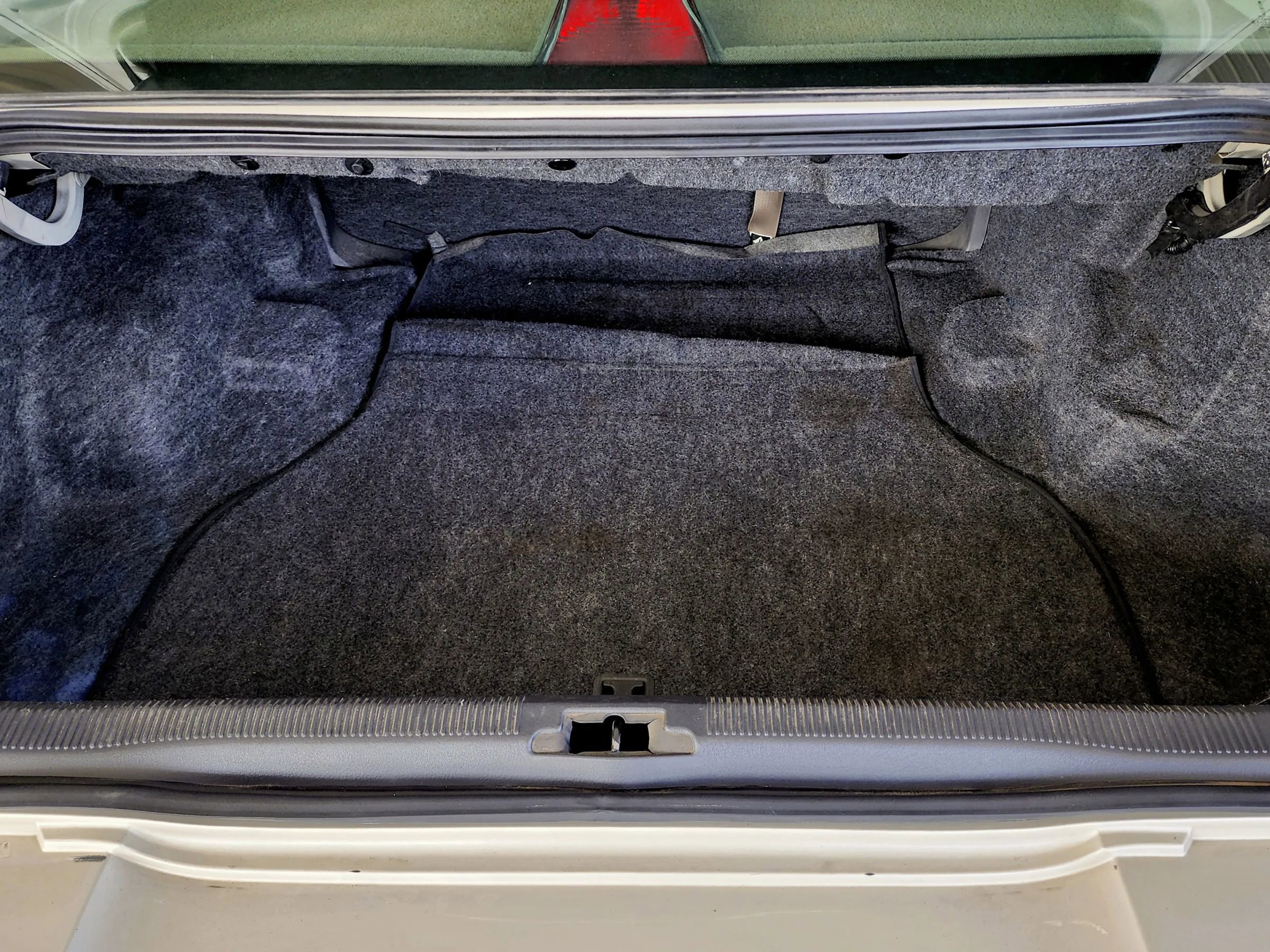 Used 2002 Lincoln LS image 19