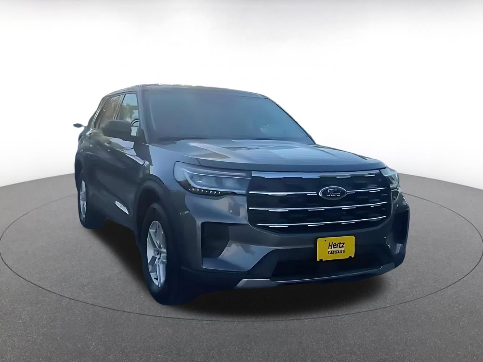 Used 2026 Ford Explorer Active AWD/4WD image 3