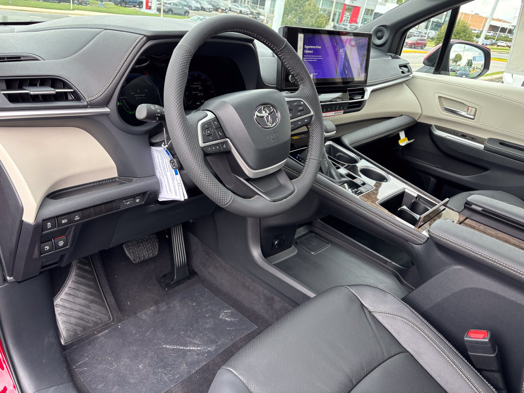 New 2026 Toyota Sienna Limited AWD/4WD image 11