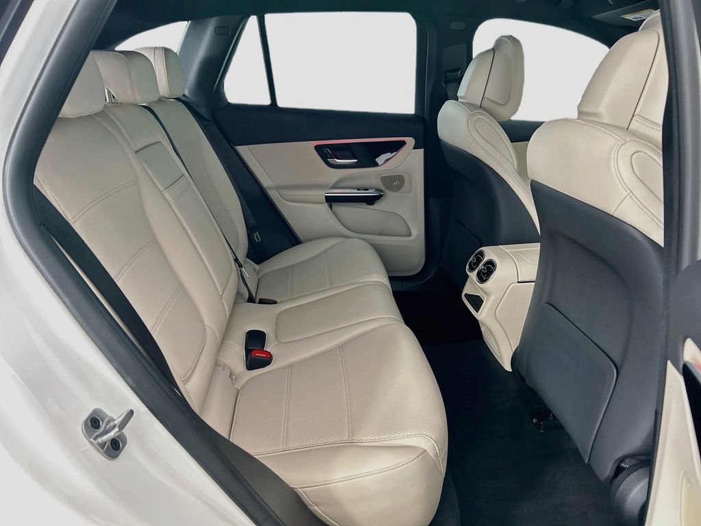 Certified 2025 Mercedes-Benz GLC 350e 4MATIC image 21