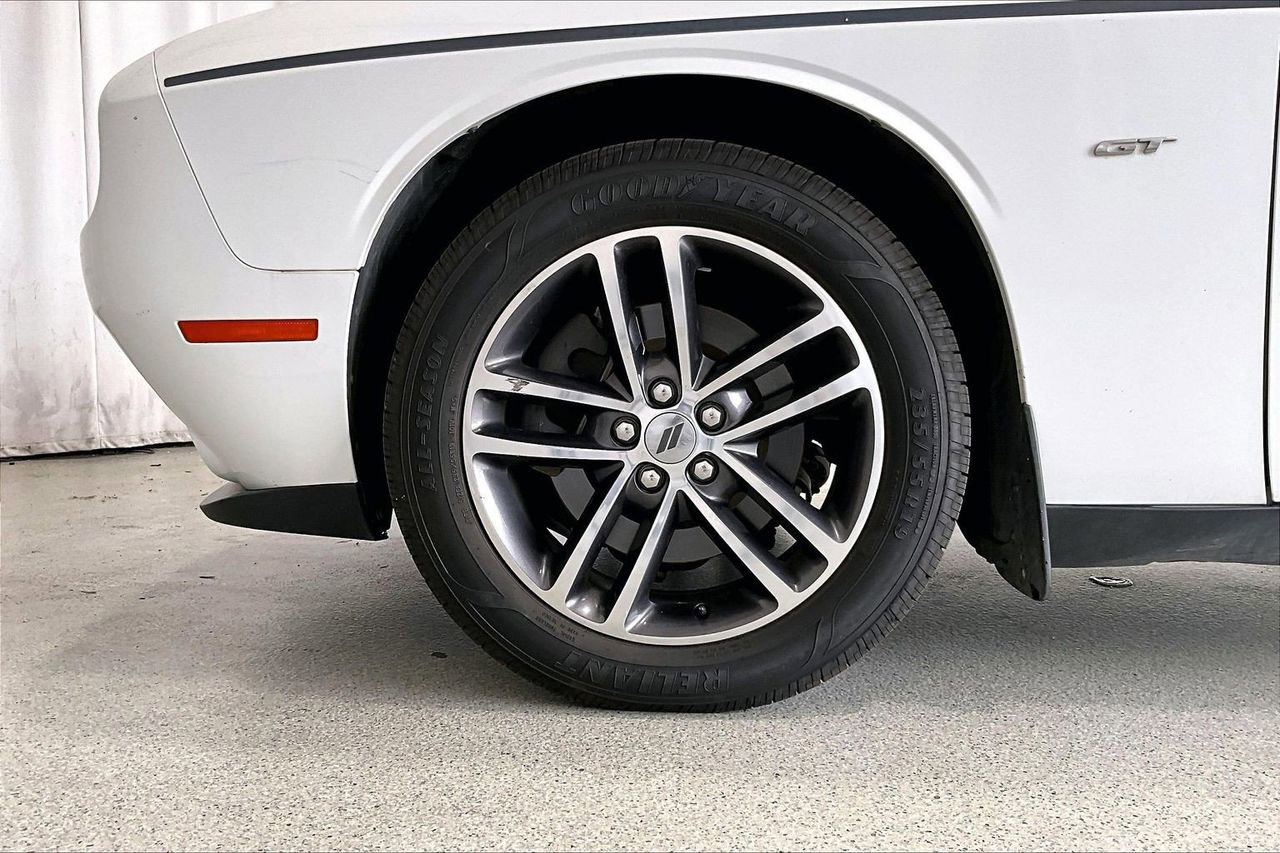Used 2018 Dodge Challenger GT image 6