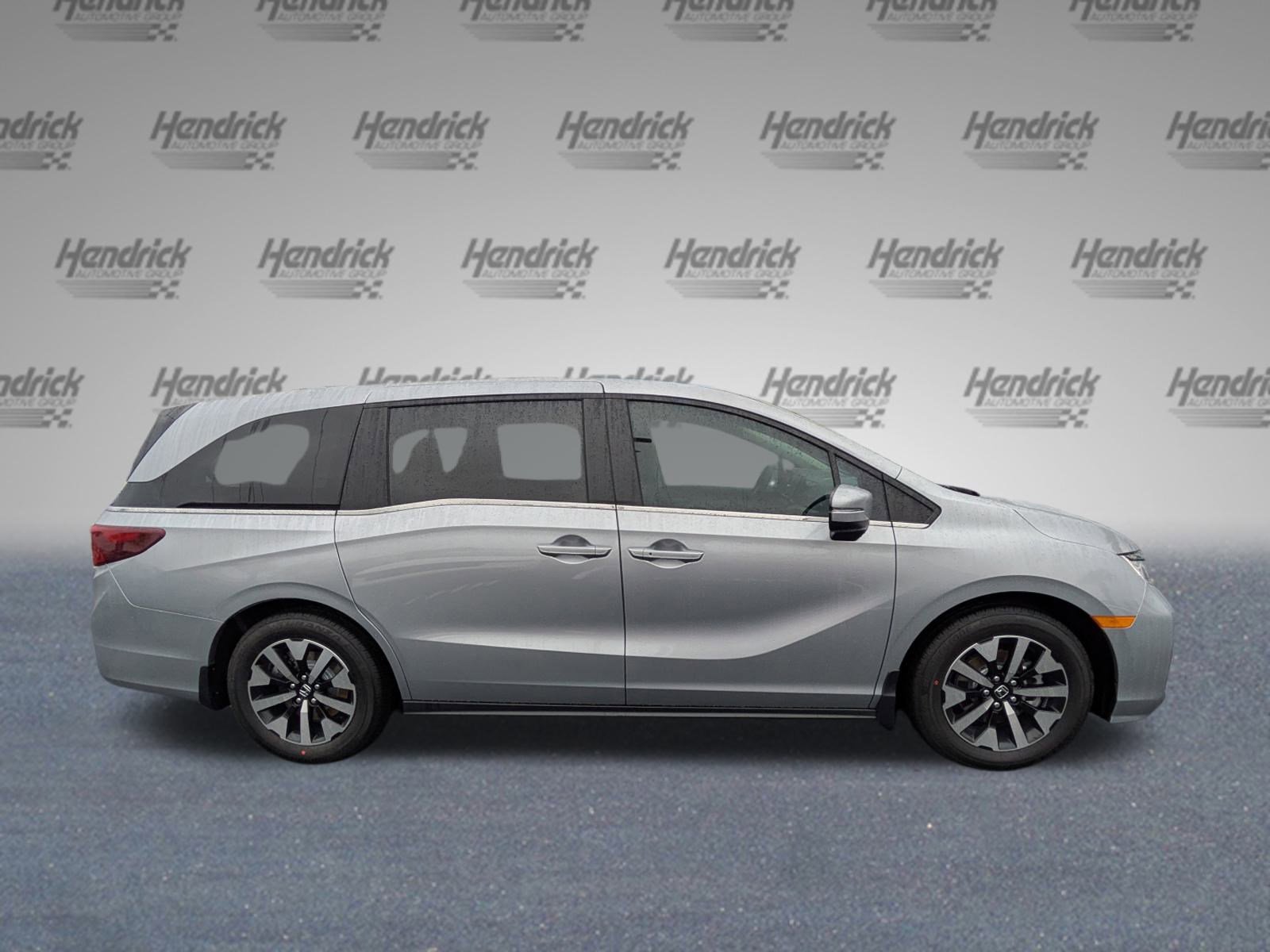 New 2026 Honda Odyssey EX-L image 3