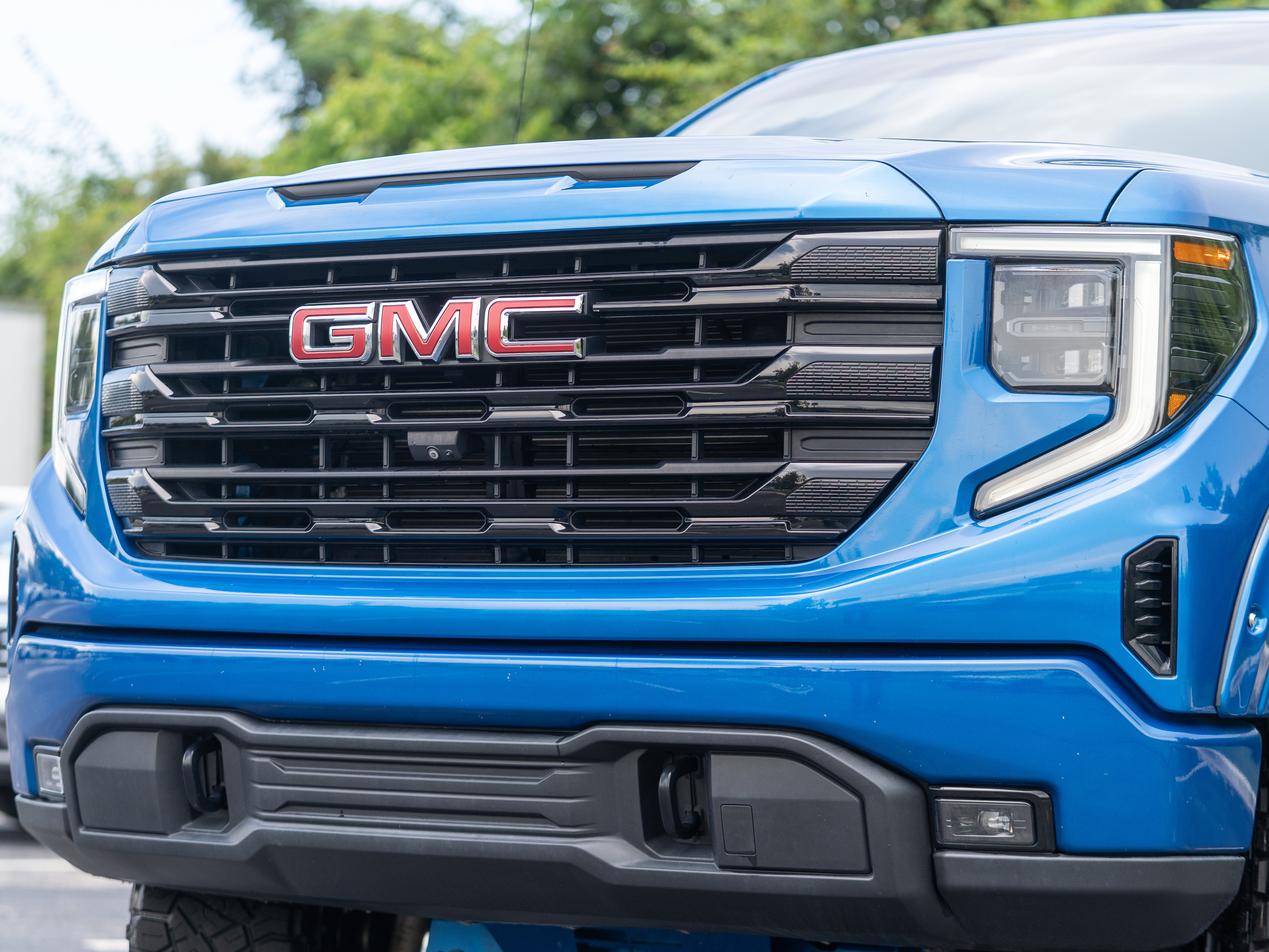 Used 2022 GMC Sierra 1500 Elevation w/ Preferred Package AWD/4WD image 42