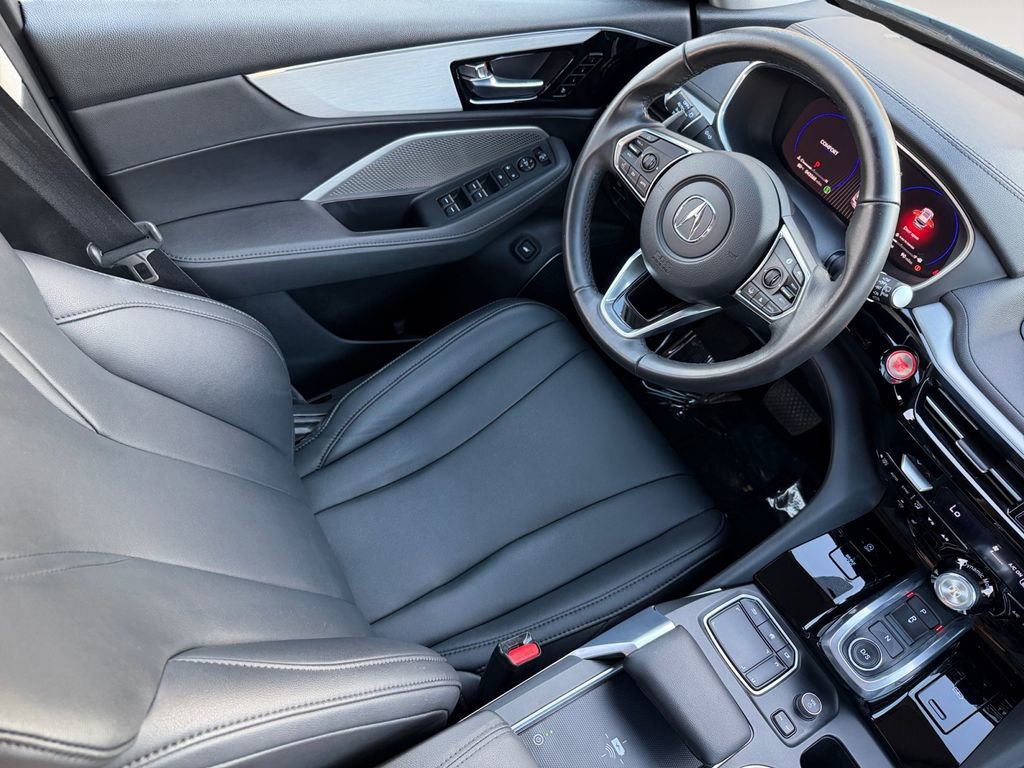 Used 2023 Acura MDX SH-AWD image 15