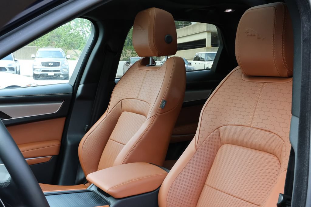 Used 2026 Jaguar F-PACE R-Dynamic S AWD/4WD image 11