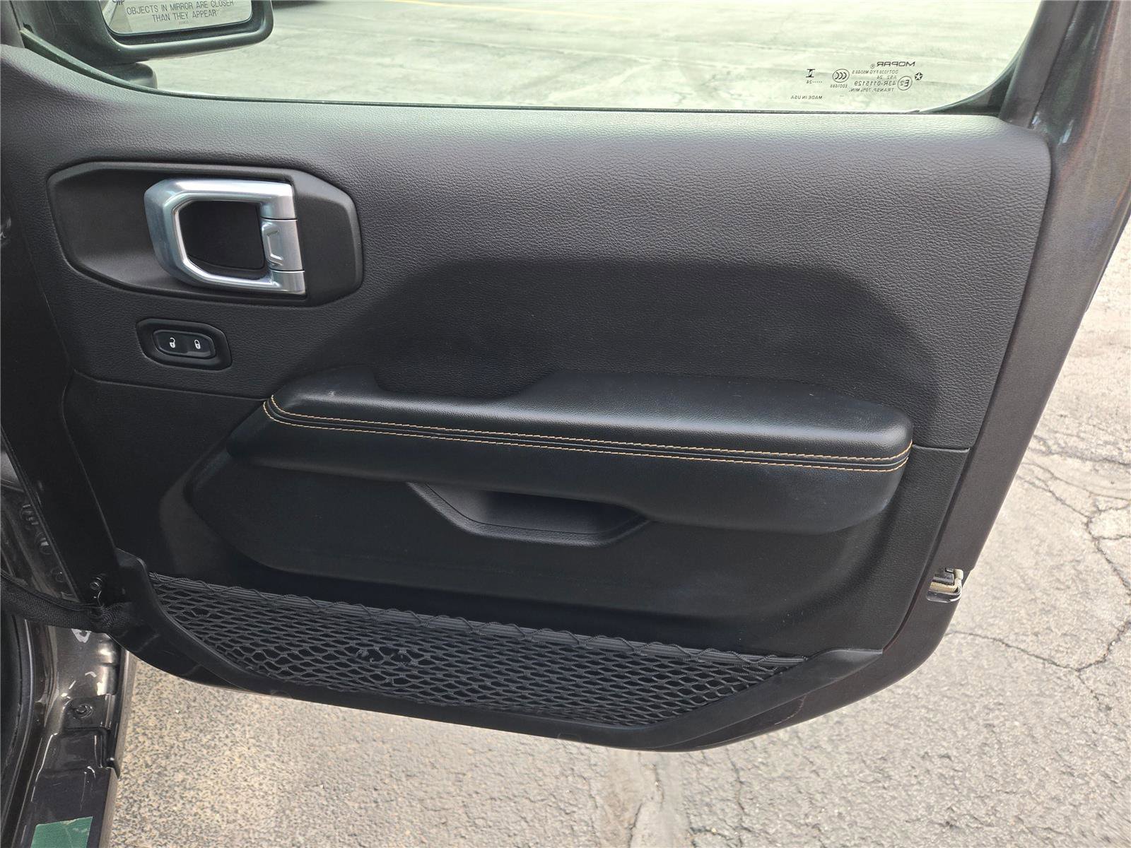 Used 2024 Jeep Wrangler Sahara image 6