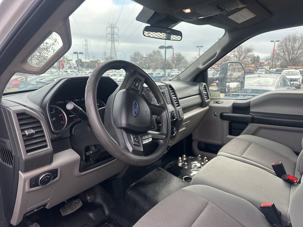 Used 2020 Ford F550 4x4 Regular Cab Super Duty image 8