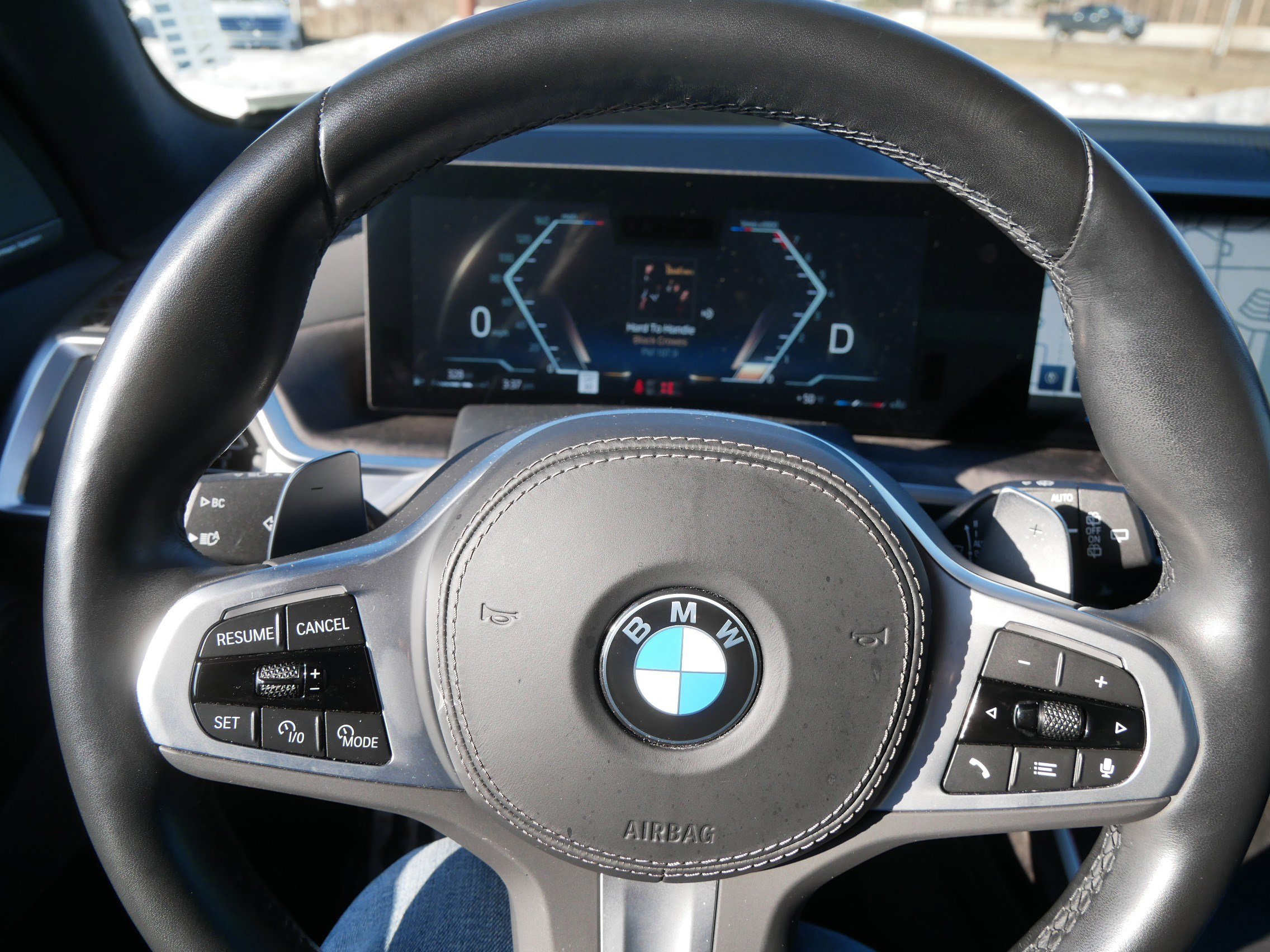 Used 2023 BMW X7 xDrive40i w/ Executive Package image 26