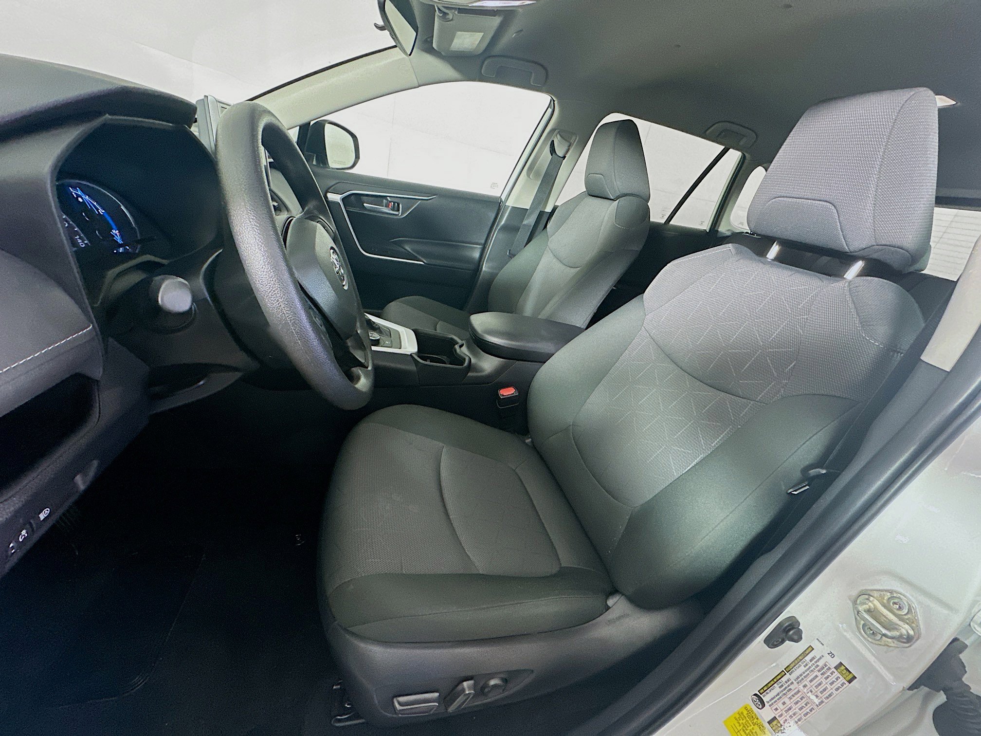 Used 2024 Toyota RAV4 XLE image 13