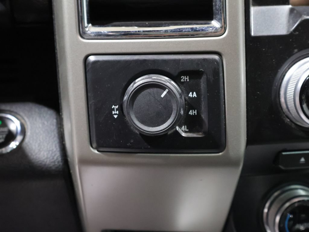 Used 2015 Ford F150 Lariat w/ Equipment Group 502A Luxury AWD/4WD image 35